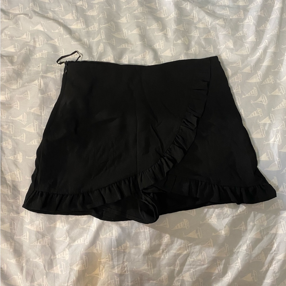 Ruffle skort